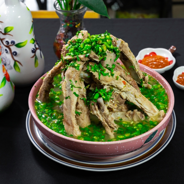 SƯỜN THÁP CAY TÊ