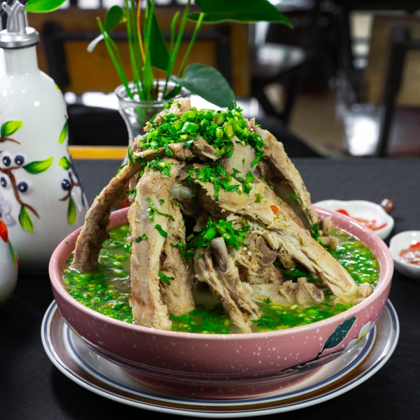 SƯỜN THÁP CAY TÊ